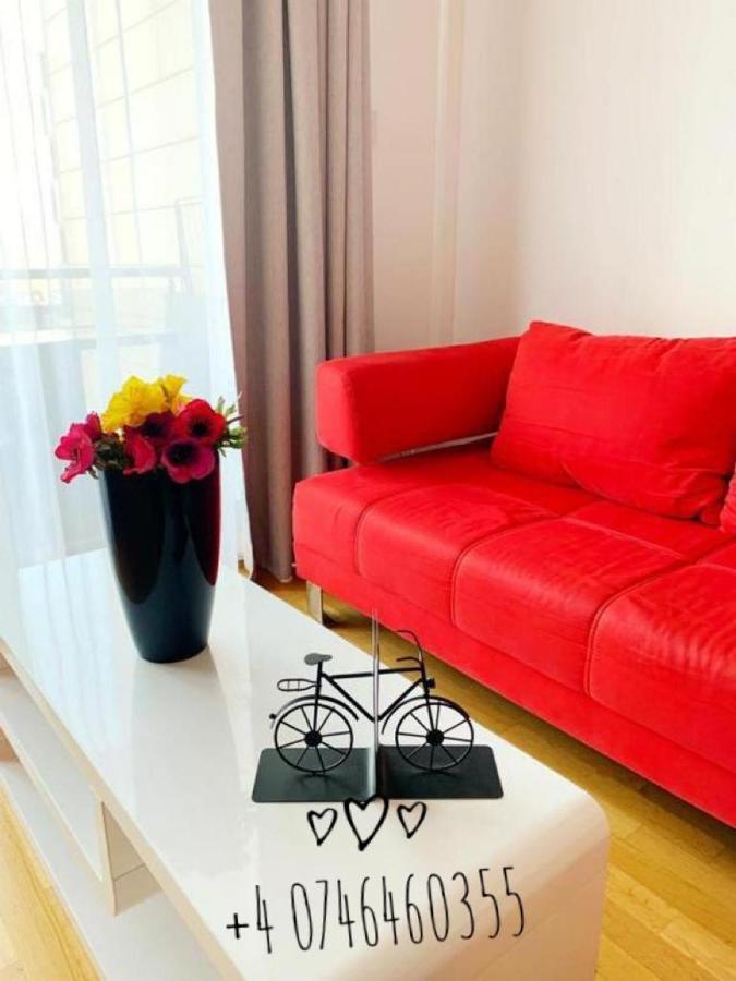 Red Hotel Riviera Suite&Lake Cluj Napoca Bagian luar foto