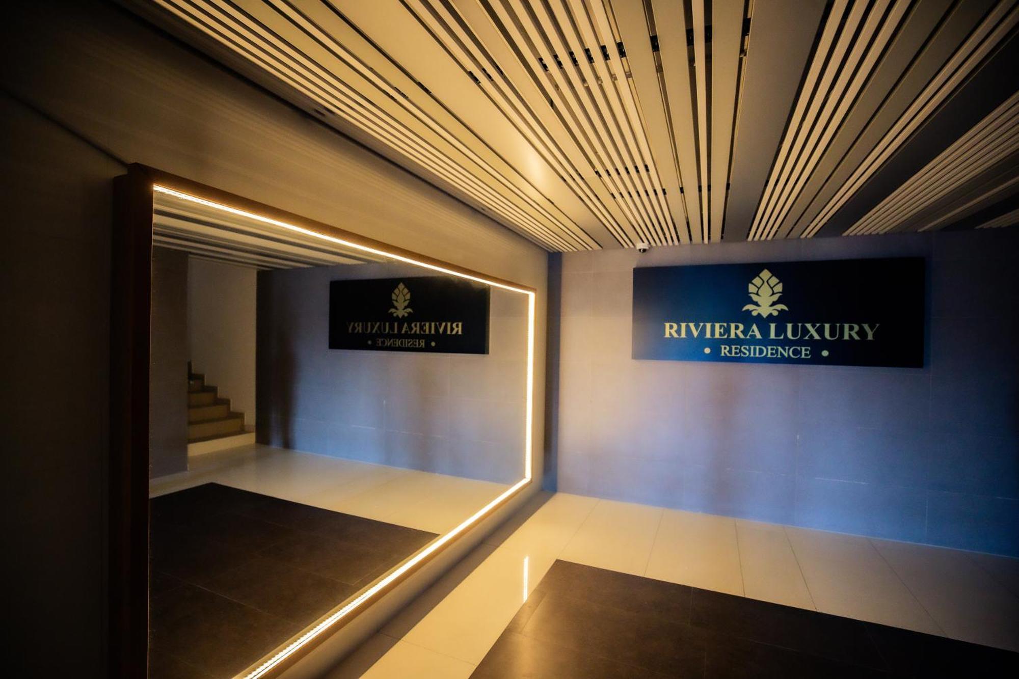 Red Hotel Riviera Suite&Lake Cluj Napoca Bagian luar foto